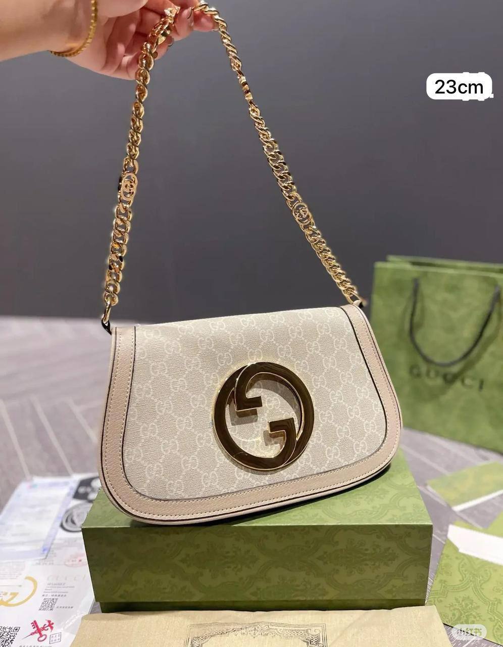 Gucci Ophidia
1️⃣ First Quality +🎁
Size: 25 ~ 23 * 13 cm
90 dhs✅
with box 🎁


Zain115
♥️♥️♥️