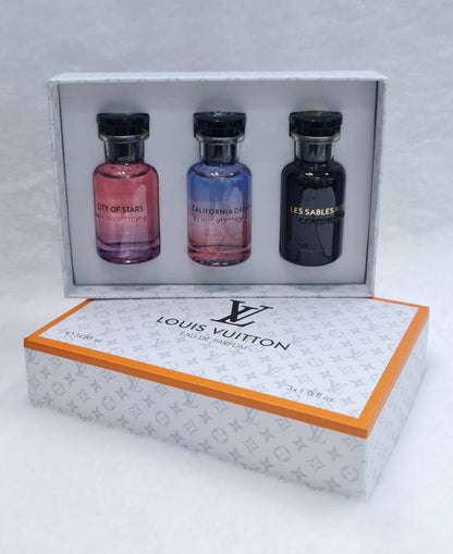 Perfume Boxes
55 dhs✅

Zain64
♥️♥️♥️
