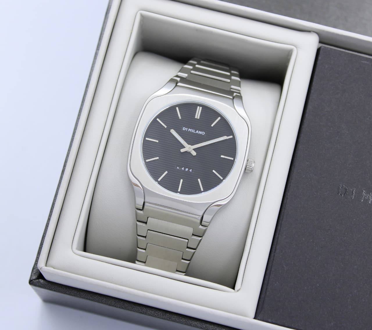 D1 Milano MEN BATTERY 38MM

310 dhs🪙🌨️

Zain58
♥️♥️♥️