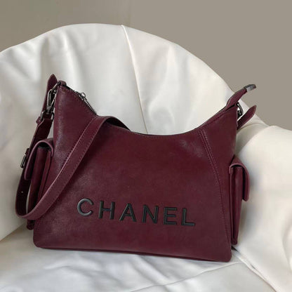 Chanel
95 dhs❣️

Zain177
♥️♥️♥️