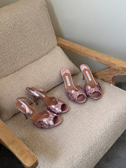 AQUAZZURA 

𝐀𝐯𝐚𝐢𝐥𝐚𝐛𝐥𝐞 𝐍𝐨𝐰

𝐒𝐢𝐳𝐞𝐬: 𝟑𝟔 — 𝟒𝟏
500 dhs🇦🇪🇦🇪

Zain298
♥️♥️♥️