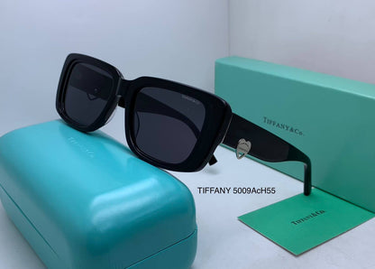 Ladies sunglasses 

super master quality 
200 dhs🇦🇪🇦🇪

Zain126
♥️♥️♥️
