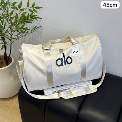 🪂 ALO  Fitness bag with zipper 
Good quality 
Size : 50 ~ 45 * 25 cm
70 dhs🌺

Zain115
♥️♥️♥️