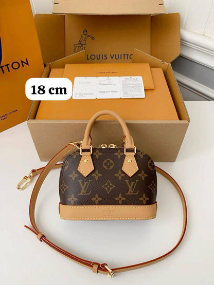 LV
75 dhs🪙💕

With box
🎁🎁🎁

Zain219
♥️♥️♥️