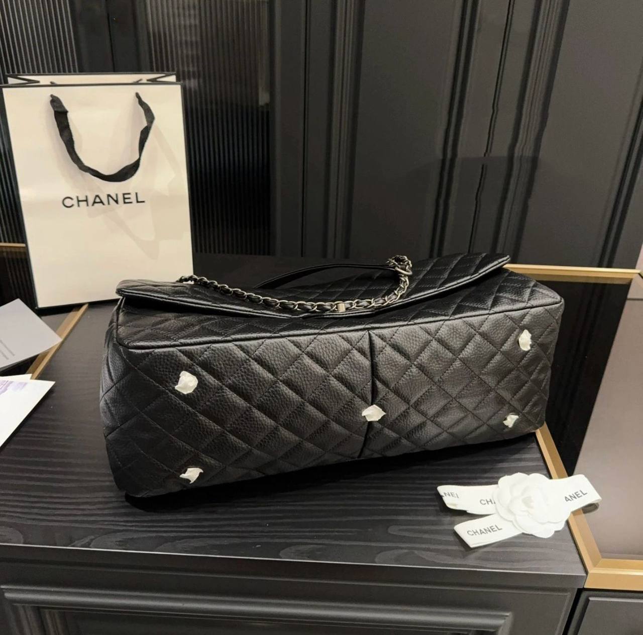 CHANEL 
COPY ONE 
230 dhs✅

Zain295
♥️♥️♥️