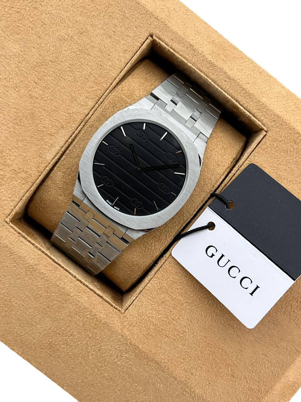 Gucci watch for men 
good quality 
230 dhs❣️

Zain59
♥️♥️♥️