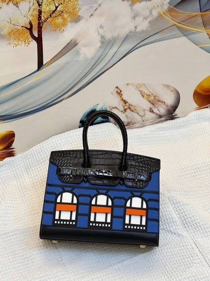 HERMES
Best quality WITH BOX
130 dhs✅
size 25CM

Zain290
♥️♥️♥️