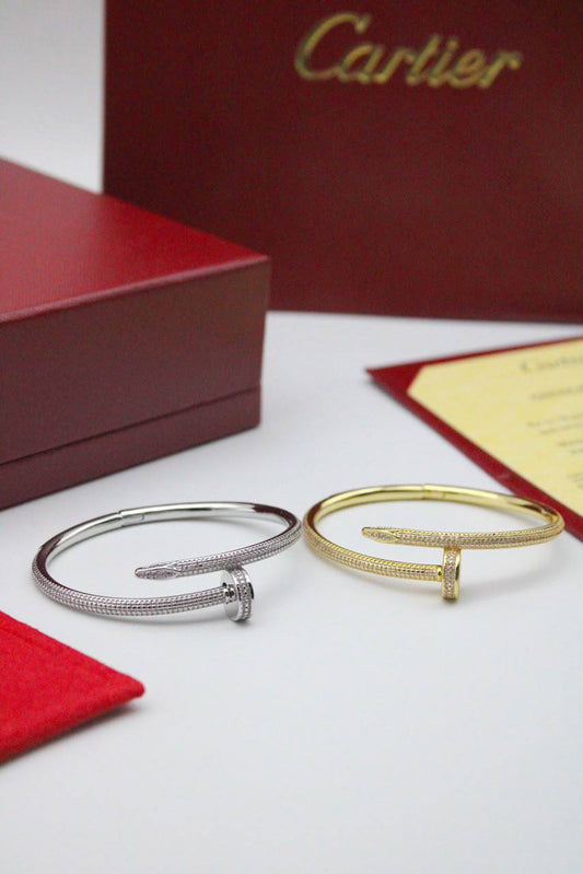 Cartier bangle

90 dhs

Zain122
♥️♥️♥️
