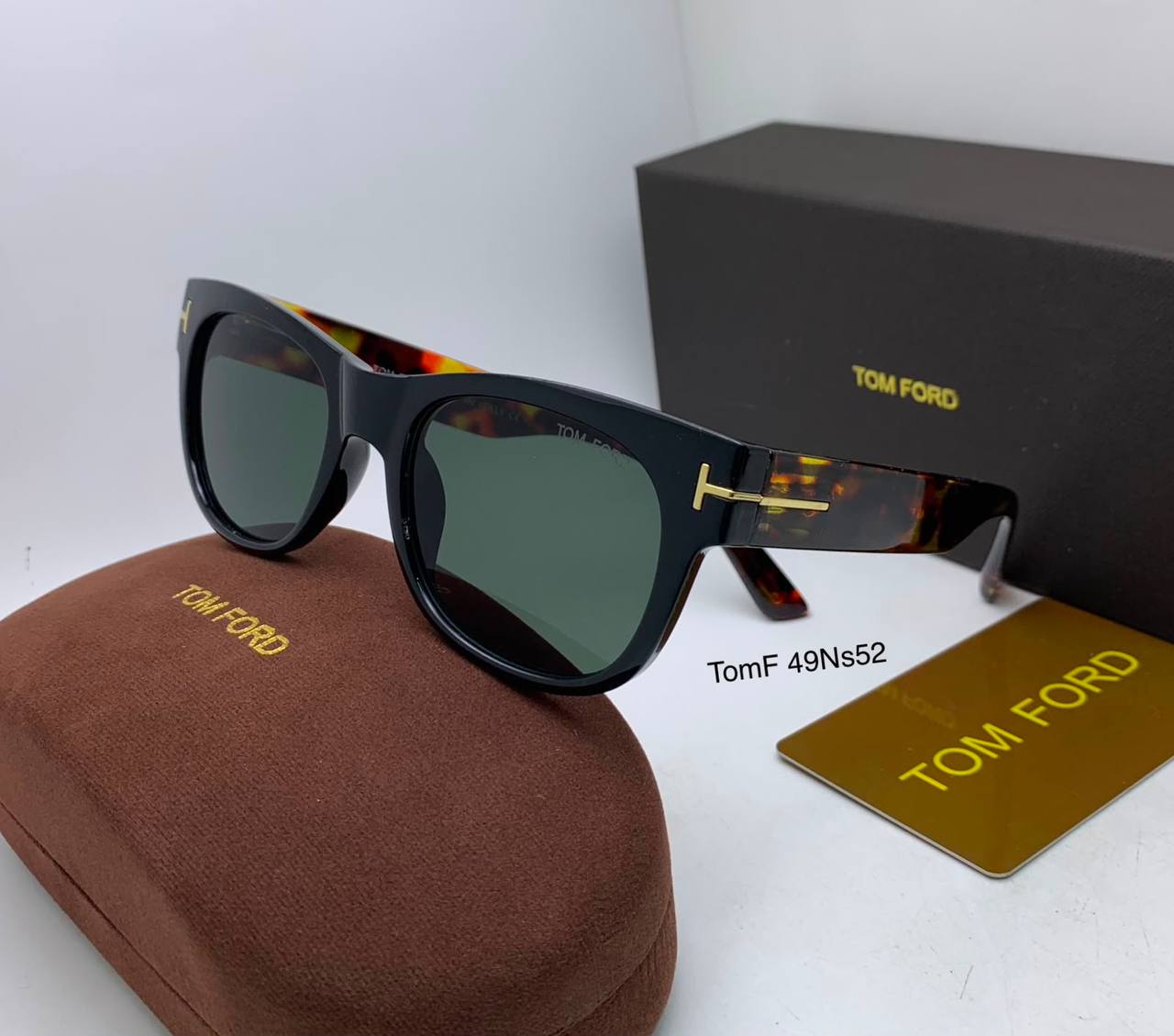 Tom Ford
70 dhs🇦🇪🇦🇪

Zain126
♥️♥️♥️