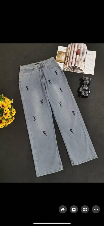 Jeans New Came
S.M.L.XL
105 dhs🪙🌺

Zain140
♥️♥️♥️