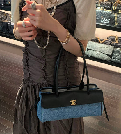 CHANEL 
MASTER QUALITY
325 dhs🇦🇪🇦🇪

Zain39
♥️♥️♥️
