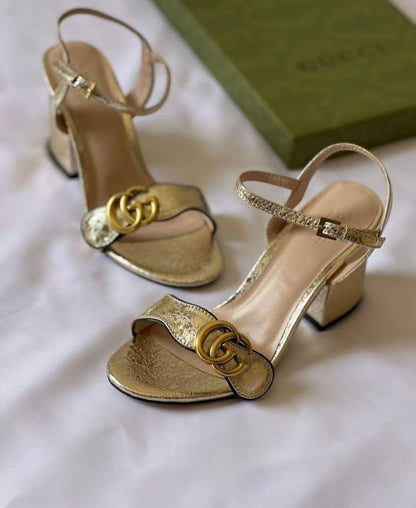 GUCCI 

280 dhs❣️
*SIZE  36   TO   41*

Zain224
♥️♥️♥️