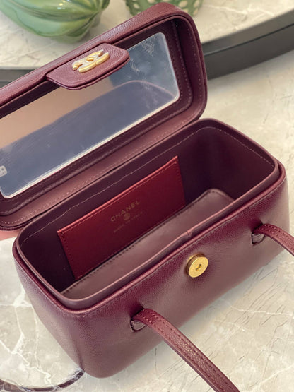Chanel  ✨💥
Available original box 📦 
With full packing 🎀🎀
Super high quality 💥💥

For Price 👇 WhatsApp✅
0568585901 
0507557372
0552275751 Owner Zain 👌

Zain283
♥️♥️♥️