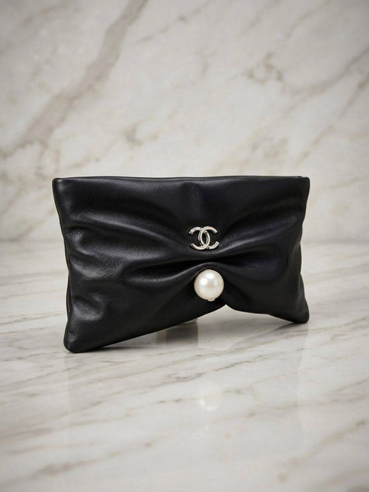 Chanel ᴄʟᴜᴛᴄʜ ʙᴀɢ
ɢᴏʟᴅᴛᴏɴᴇ/ʟᴏɴɢ ᴄʜᴀɪɴ

Withbox
🎁🎁🎁

ᴍᴇᴛᴀʟɪᴄ ʟᴀᴍʙsᴋɪɴ
sɪᴢᴇ:𝟐𝟒ᴄᴍ
110 dhs✅

Zain56
♥️♥️♥️