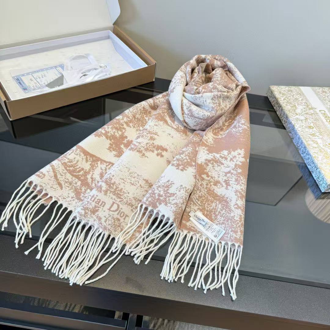 NEW COLLECTION👌🏻
DIOR SCARF❤‍🔥
VIP Quality👑With Original Packaging👌🏻

300 dhs🇦🇪🇦🇪🇦🇪

Zain329
♥️♥️♥️
