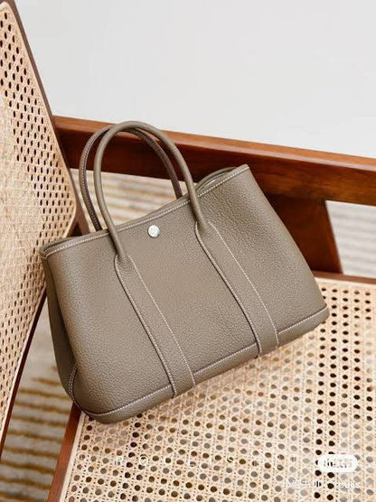 Hermes
95 dhs✅
 
Zain72
♥️♥️♥️