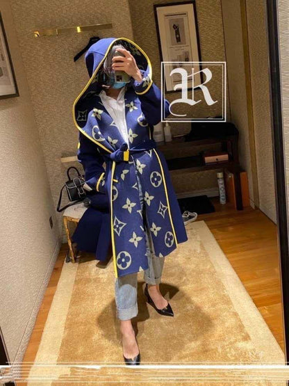 *New collections master                                             
good pualiit 💖👌🧥🧥
*AVAILABLE
280 dhs🪙💕
size：S M L

Zain231
♥️♥️♥️