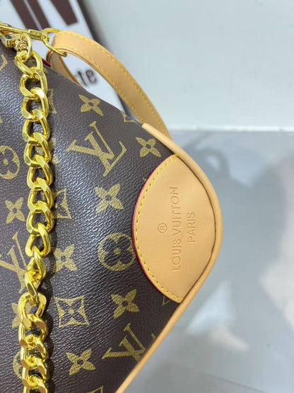 LV
ʙᴏᴜʟᴏɢɴᴇ sʜᴏᴜʟᴅᴇʀ ʙᴀɢ
ᴡɪᴛʜ ᴄʜᴀɪɴ sʟɪɴɢ
ɢᴏʟᴅ ʜᴀʀᴅᴡᴀʀᴇ
sɪᴢᴇ : 28 cm

65 dhs🪙💕

Zain31
♥️♥️♥️