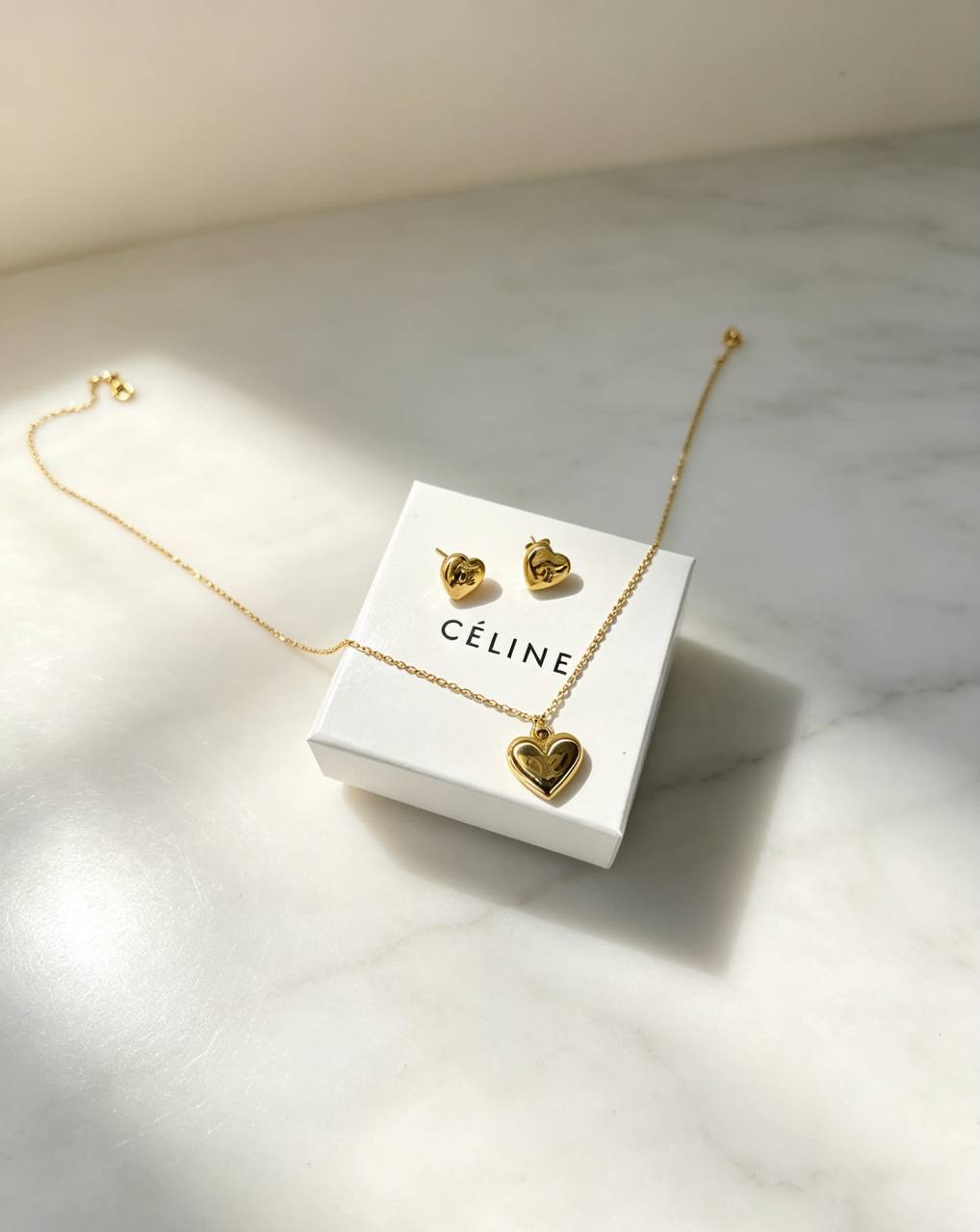 *Stainless steel 😍*
Necklace ❤️‍🔥
Earring 🦋
Non tarnish 💯
With same boxes 🗃️ 
And paper bag 🛍️
40 dhs🇦🇪🇦🇪

Zain216
♥️♥️♥️