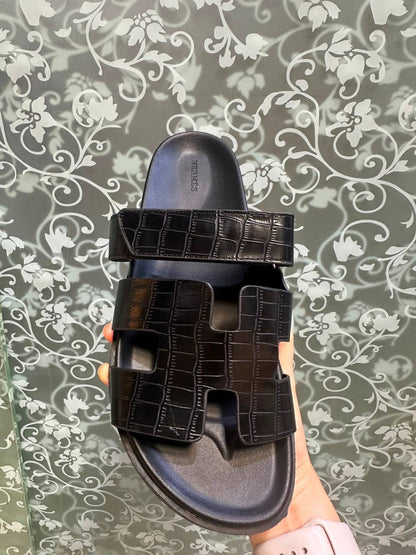 Hermes
Size 40-46 
110 dhs✅

Zain132
♥️♥️♥️