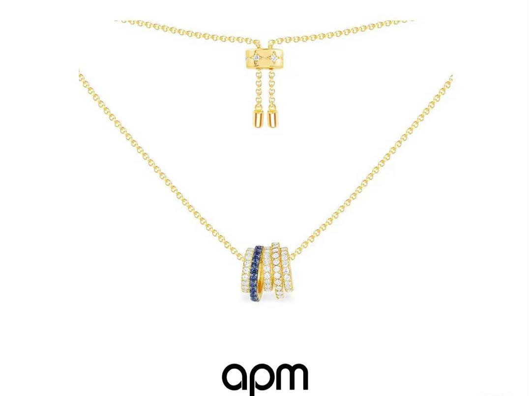 Apm 😍*
Necklace 💥
Earring 🦋
Master quality 💯
With normal boxes 🗃️ 
170 dhs🇦🇪🇦🇪

With master box 📦 
200 dhs🇦🇪🇦🇪

Zain216
♥️♥️♥️