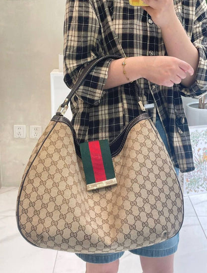 GUCCI 

COPY ONE RESTOCK 
210 dhs🪙💕

Zain39
♥️♥️♥️