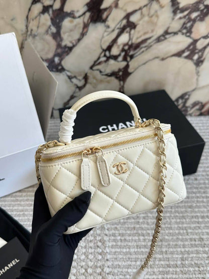 Chanel Master++
250 dhs🪙🌨️

Zain10
♥️♥️♥️