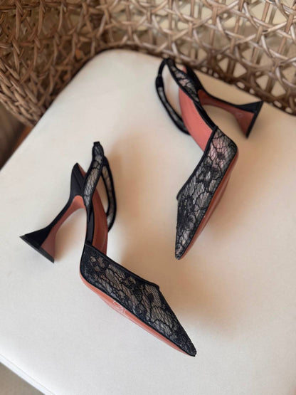 AMINA 🖤
🤩Available new 😍😍
Size: 36 to 41
Super master quality
450 dhs✅

Zain198
♥️♥️♥️