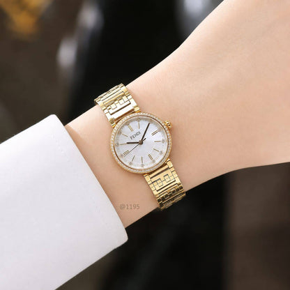 FENDI LADY 31.M 
260 dhs🇦🇪🇦🇪

Zain304
♥️♥️♥️