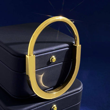 CELINE
Bangle’s
85 dhs🪙🌨️

Zain263
♥️♥️♥️