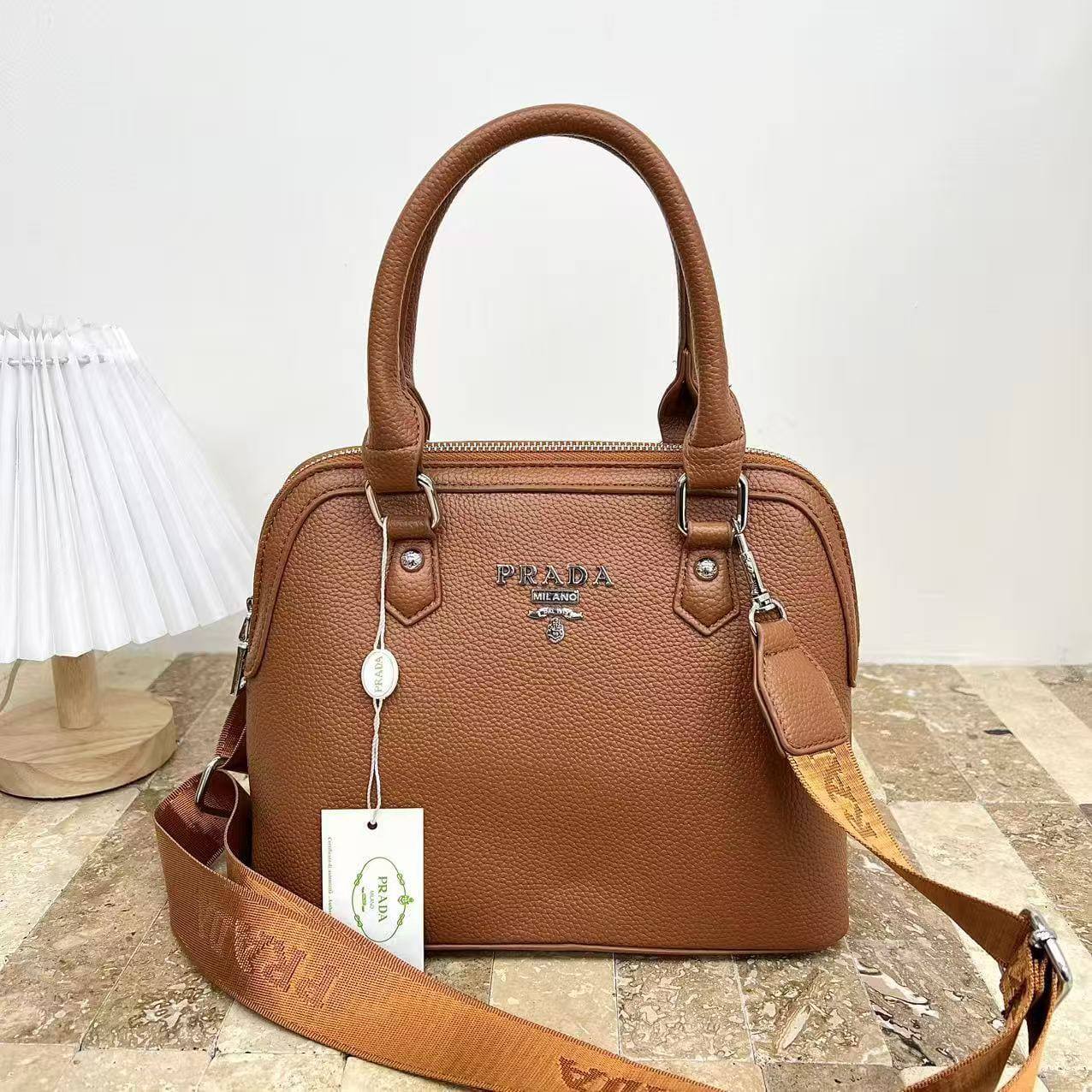 Prada
70 dhs🪙🌨️

Zain22
♥️♥️♥️