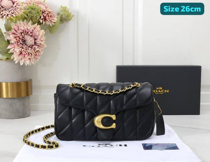 Coach

Good quality 

with box 
🎁🎁🎁

110 dhs🪙🌨️

Zain186
♥️♥️♥️