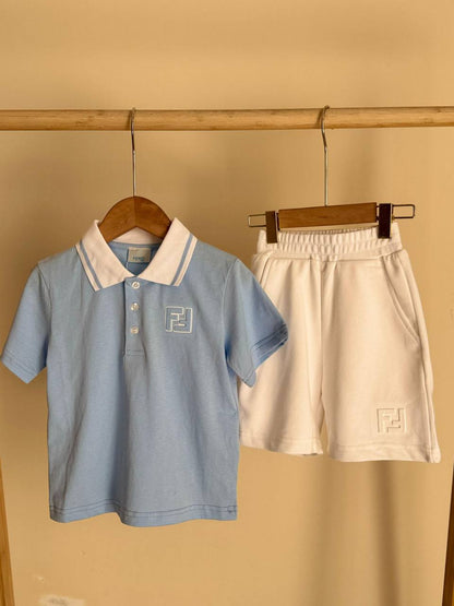 Fendi
Super master quality 😍
Size:6 months/12 years old 
240 dhs🇦🇪

Zain261
♥️♥️♥️