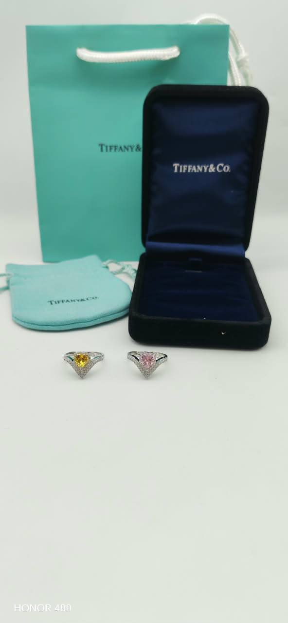 Tiffany &co

85 dhs🇦🇪🇦🇪

Zain122
♥️♥️♥️