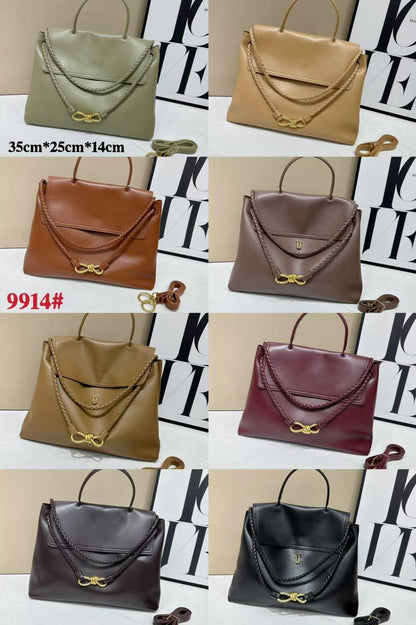 BOTTEGA 
HIGH QUALITY 
95 dhs✅
SIZE: 35cm

Zain39
♥️♥️♥️