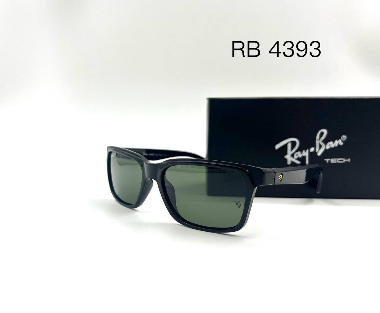 RayBan 
Sunglasses 🕶️ 
Good Quality 💯 
Master box 🗃️ 
50 dhs❣️

Zain273
♥️♥️♥️