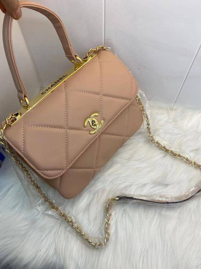 Chanel
105 dhs🪙🌨️
high quality  24cm

Zain26
♥️♥️♥️