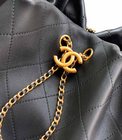 Chanel
130 dhs❤️
size 30cm
High quality
New model

Zain26
♥️♥️♥️