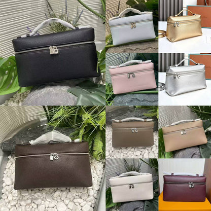 Loro Piana
90 dhs🇦🇪🇦🇪
size：19cm
Good-quality 

with box

Zain35
♥️♥️♥️