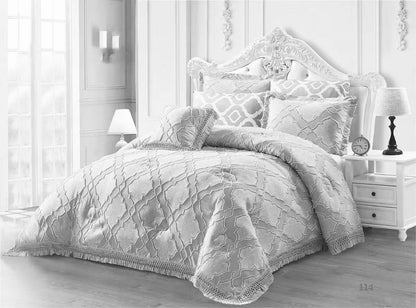 New collection 💥💥💥
Normal 
Embroidered 
Comfort set 
King size comfort 6pcs set 
140 dhs❣️

Zain99
♥️♥️♥️