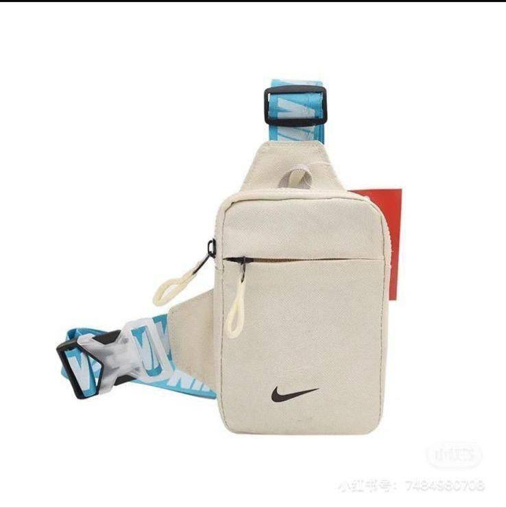 Nike
Phone bag 
20 dhs🪙🌨️

Zain17
♥️♥️♥️
