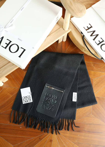 New collections
Lowe Scarf
*super master quality* 
350 dhs✅✅

Zain335
♥️♥️♥️