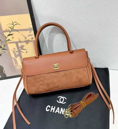 CHANEL 

NEW CAME 

HIGH QUALITY
125 dhs🇦🇪🇦🇪

Zain39
Zain295
♥️♥️♥️