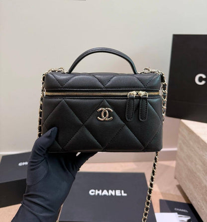 Master 🌺🌺 Bags 
New Stock Came Today
For Price 👇 WhatsApp✅
0568585901 
0507557372
0552275751 Owner Zain 👌

Zain134
♥️♥️♥️