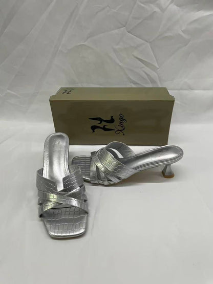 Gina
75 dhs🇦🇪🇦🇪
size 36 to 41

Zain161
♥️♥️♥️