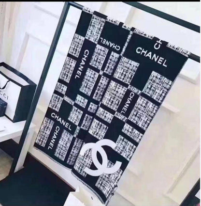 Winter scarf 
45 dhs🪙🌨️

Zain93
♥️♥️♥️