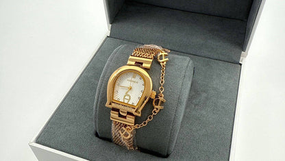 Aigner
75 dhs🪙🌨️

Zain45
♥️♥️♥️