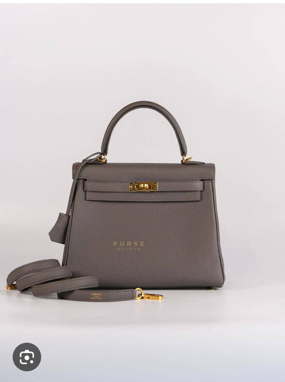 Hermes
GOOD quality 
110 dhs✅
SIZE 25 CM

Zain200
♥️♥️♥️