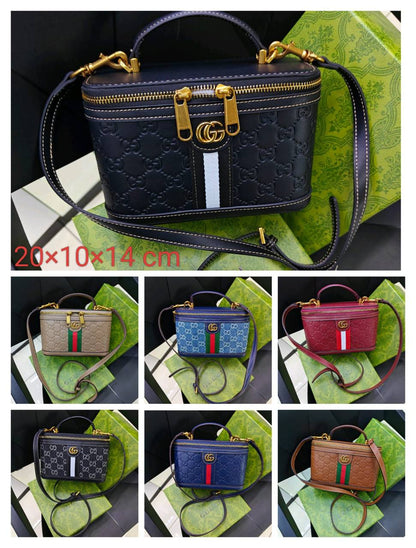 Gucci 

100 dhs✅ 

with box
🎁🎁🎁

Zain235
♥️♥️♥️