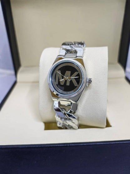Mk small Face Ladies 
55 dhs🇦🇪🇦🇪

Zain08
♥️♥️♥️